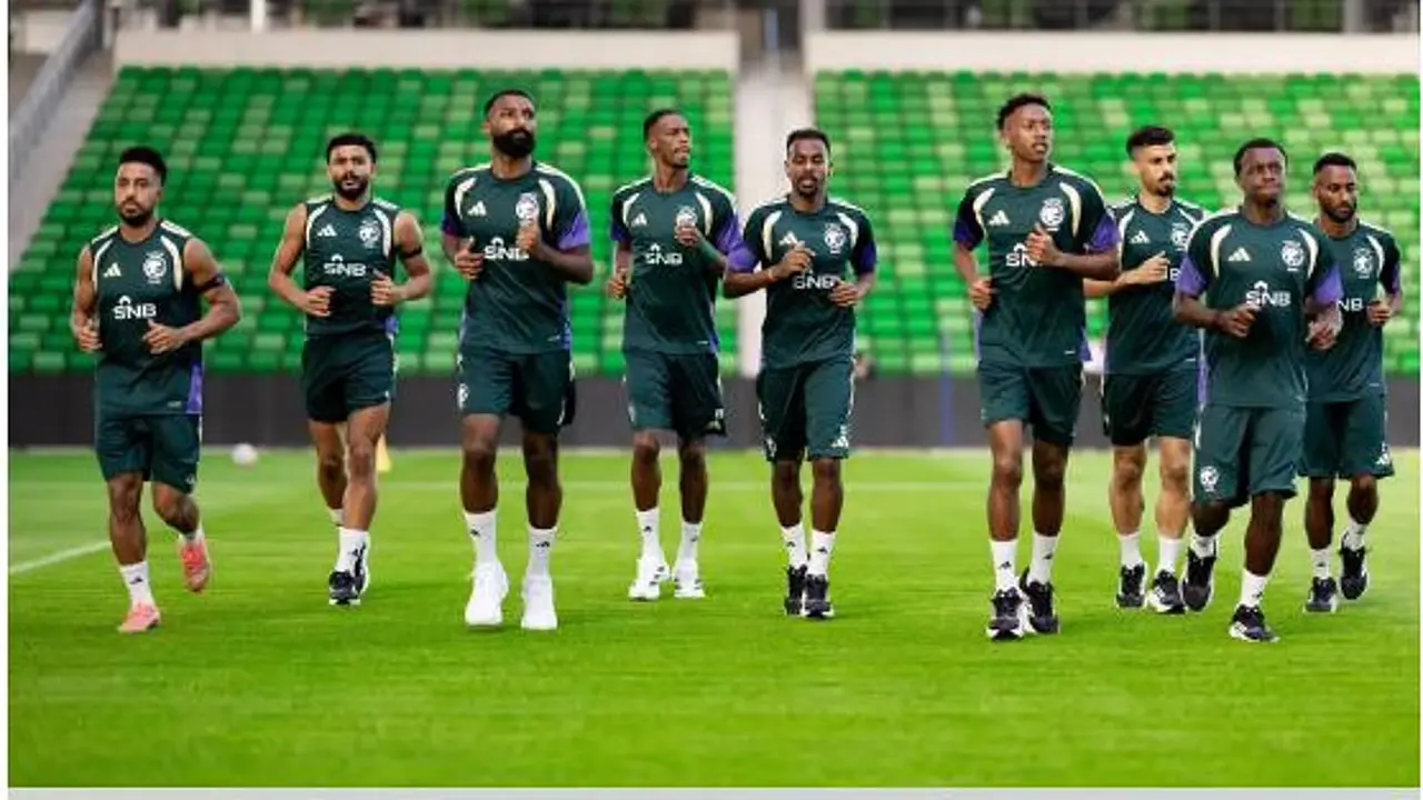 الأخضر ينطلق إلى هيوستن غدًا لمواجهة الرأس الأخضر في كأس العالم 2026